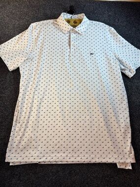 Vineyard Vines White Polo with Navy Sailboat Print Men’s Size L